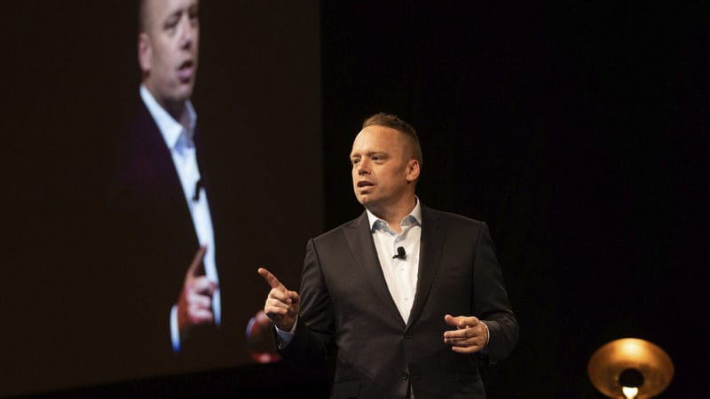 درباره نویسنده: تاد رز کیست؟